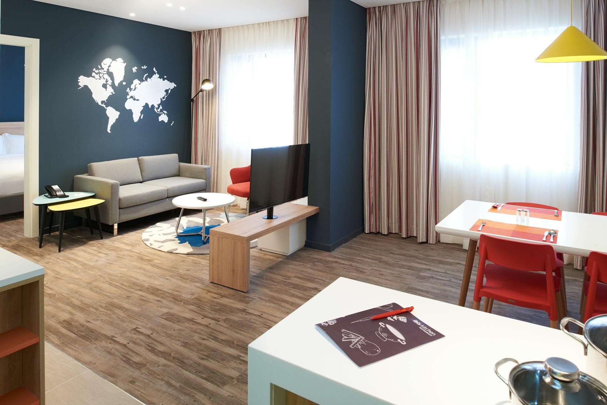 Khách sạn Ibis Sân Bay Sài Gòn 4*